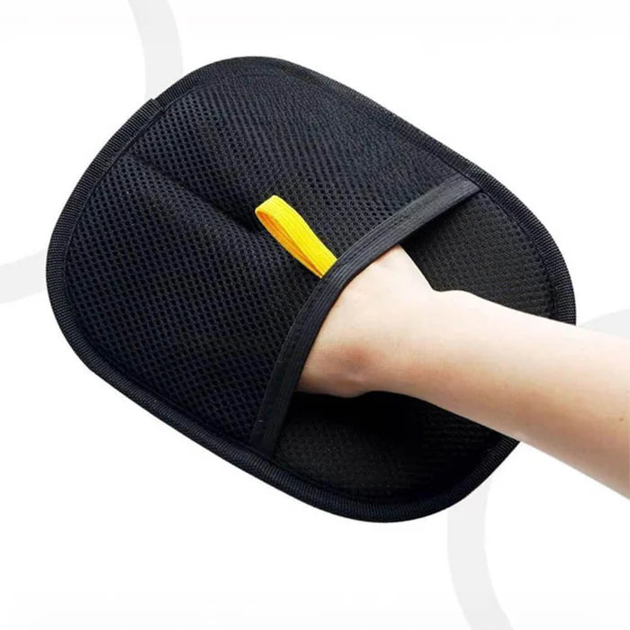 YomiPet™ Grooming Glove – Remove Pet Hair in Seconds